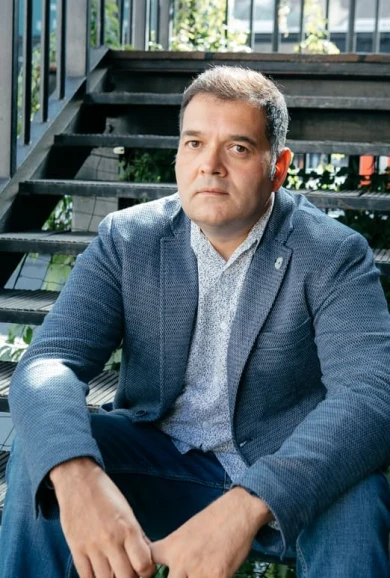 Роман Винокуров